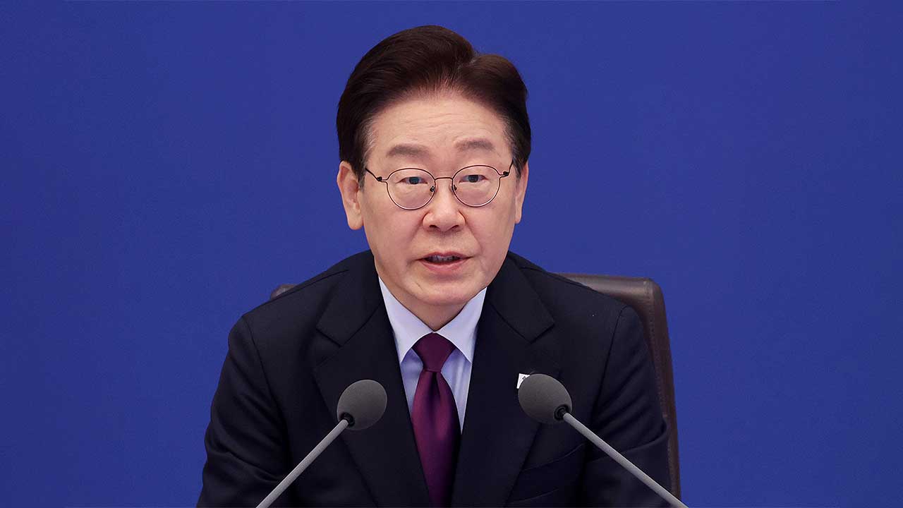 이 대통령 지지율 5주 연속 60%대‥민주 50.6%·국민의힘 30.0% [리얼미터]