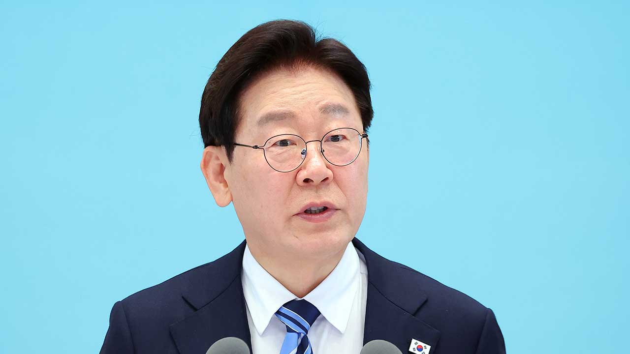 이 대통령 지지율 66%‥1%포인트 소폭 하락