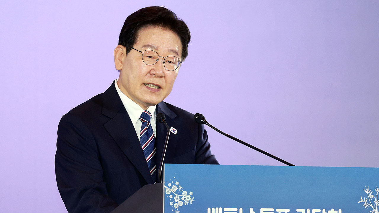 이재명 대통령, 베트남 교민들 만나 "글로벌 과제 고도의 협력을"