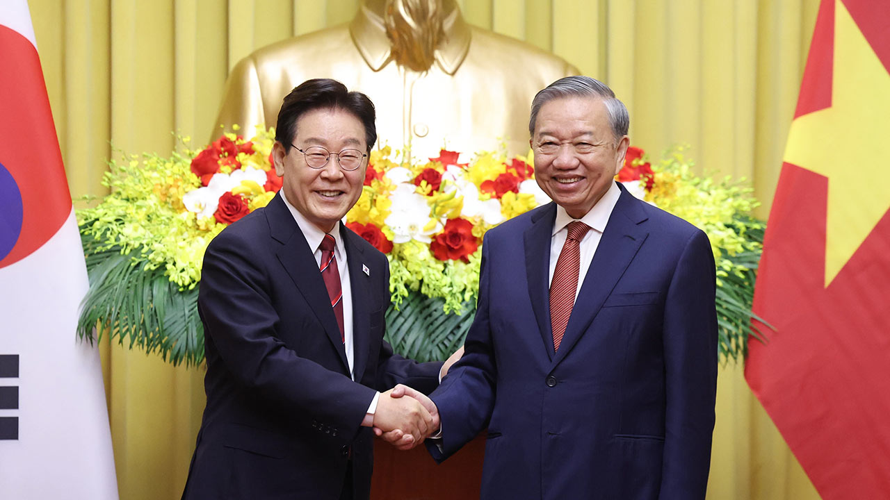 한-베트남 정상회담, 철도·원전 등 인프라 협력‥MOU 12건