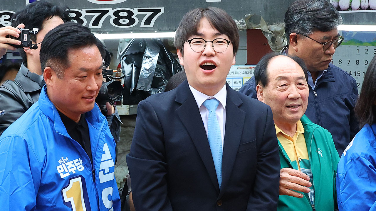 부산 구포시장 온 하정우 "북구 살리겠다"‥한동훈·이준석도 만나