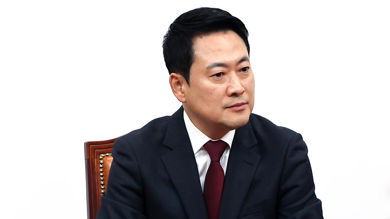 국힘 "'이재명 대통령'이 임명한 특검, '피고인 이재명' 공소취소"