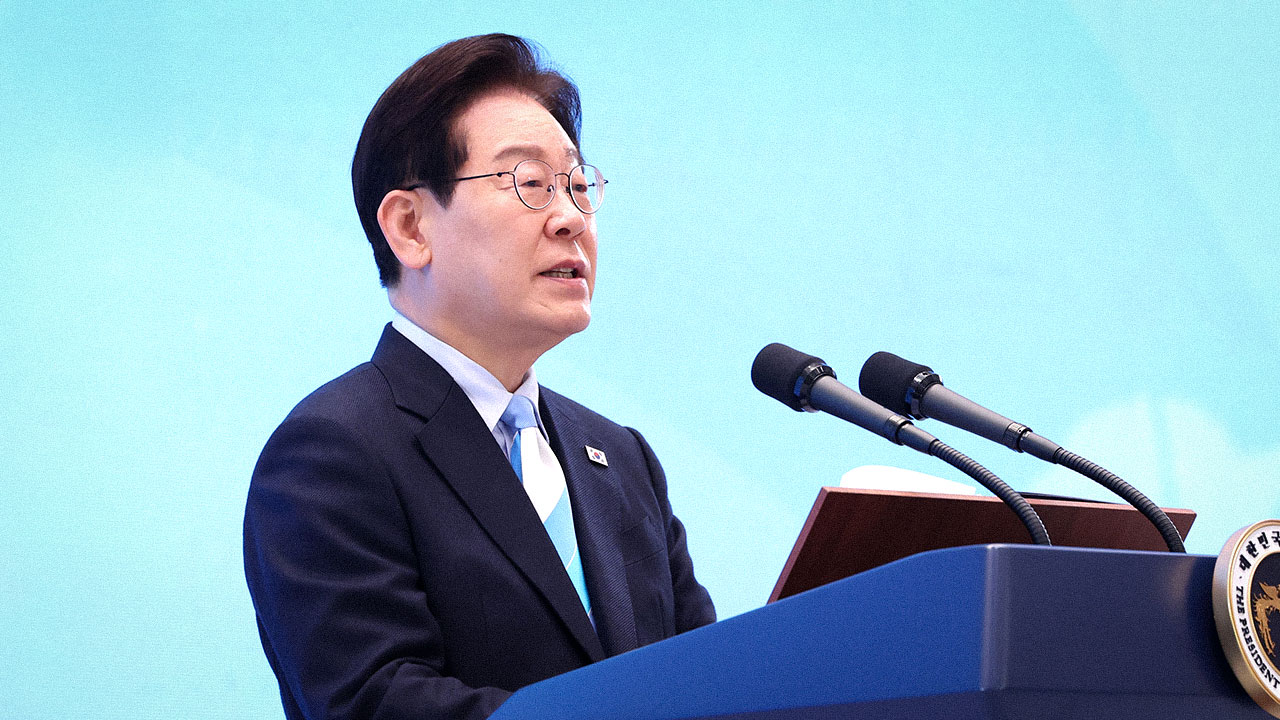 이재명 대통령 지지율, 64%‥민주당 46%·국민의힘 21%