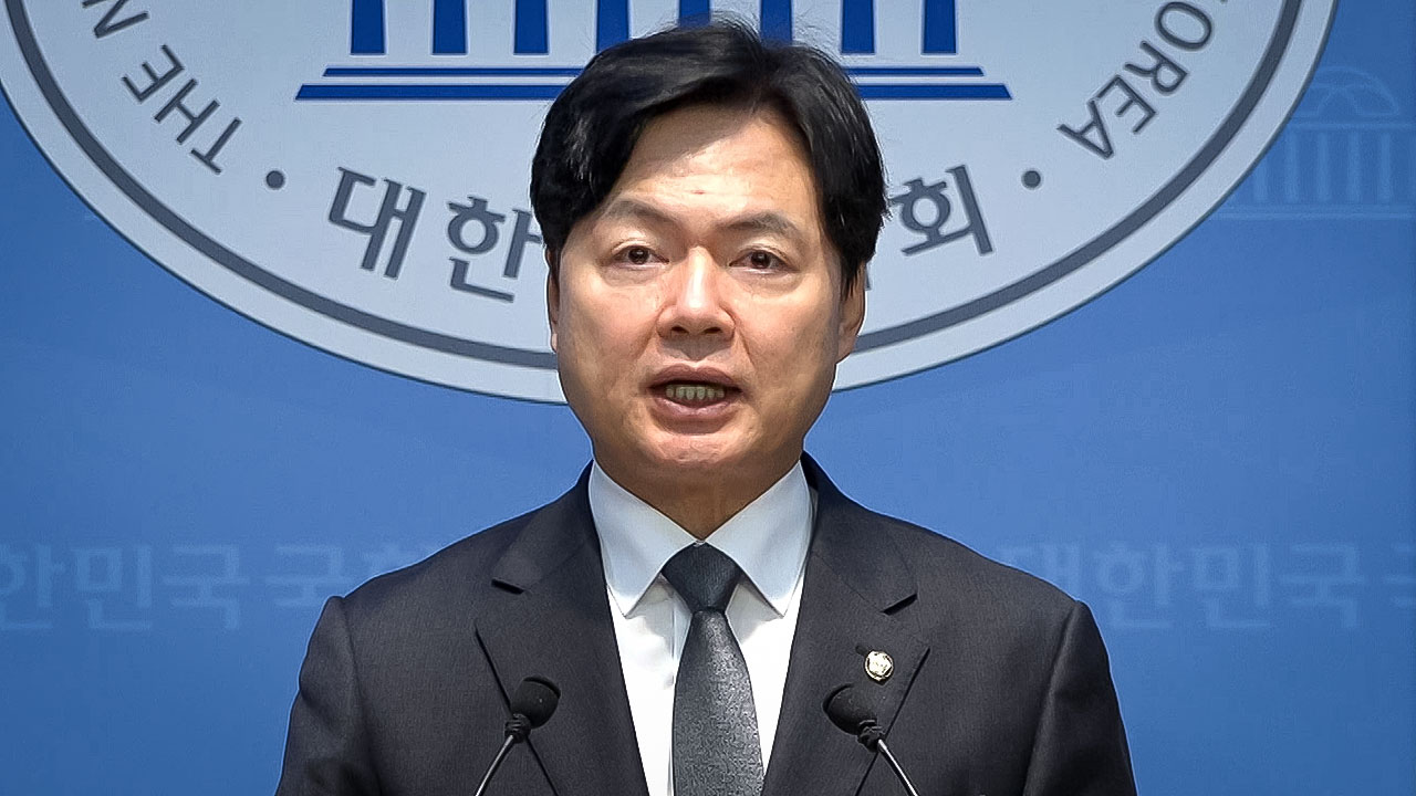 민주당 "특검법 반대는 조작 수사한 검사를 보호하겠다는 것"