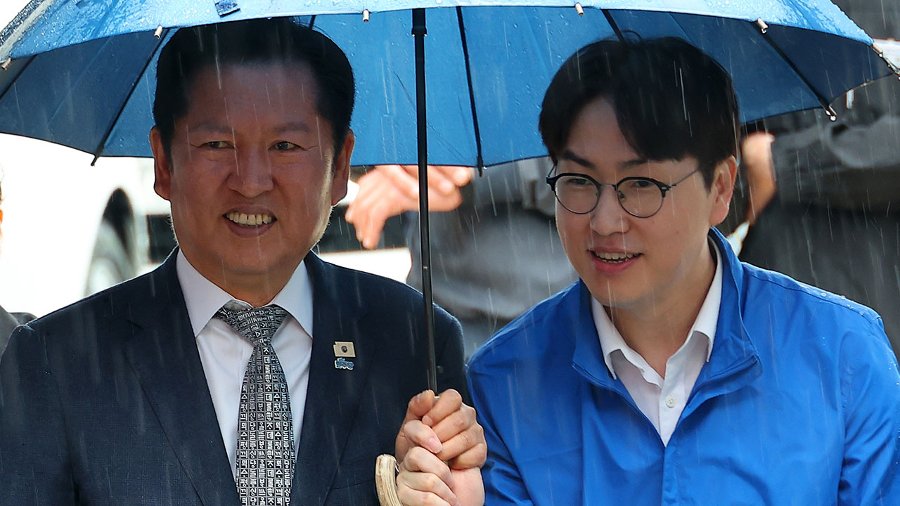 정청래, 부산 찾아 하정우 띄우기‥"금의환향한 북구의 아들"