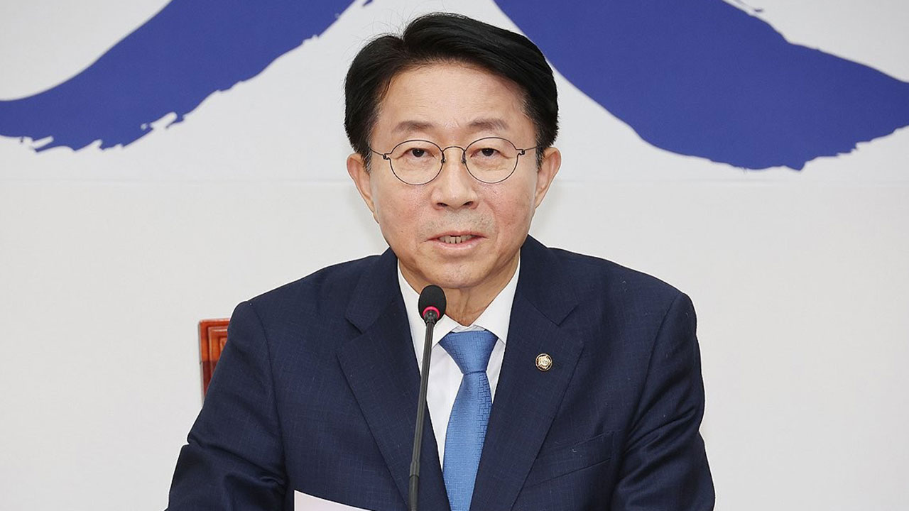 조정식, 대통령 정무특보 사임‥"더 담대한 길 앞에 서고자 해" 