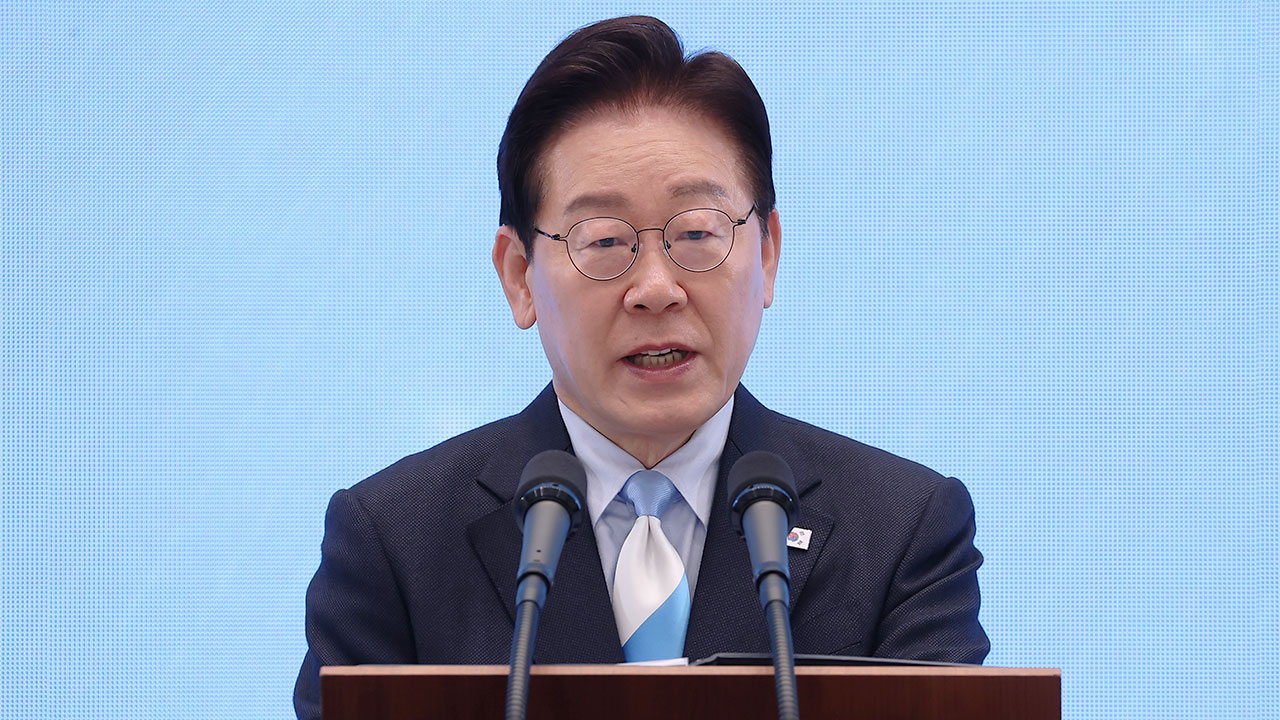 이 대통령 지지율 59.5%‥8주 만에 50%대 기록