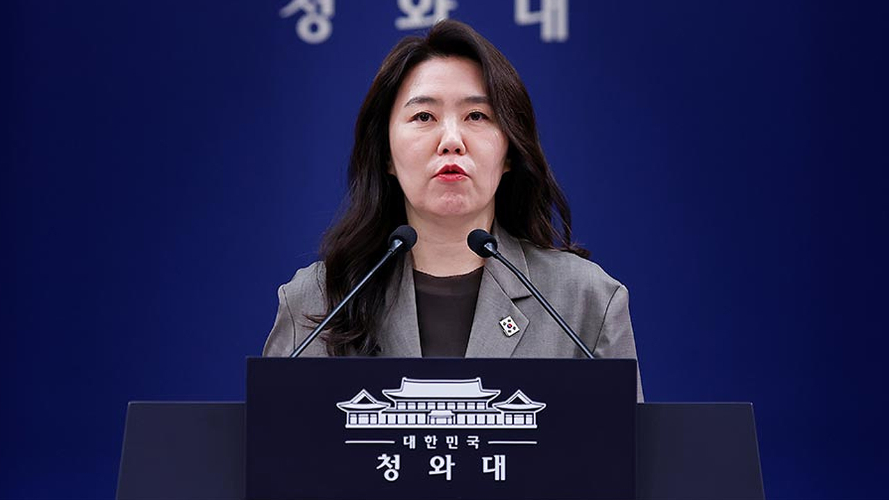 청와대 "호르무즈 선박 폭발 관련 원인 규명 위해 전문가 현지 급파"