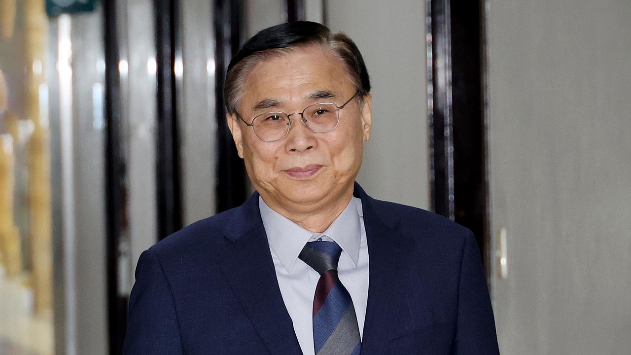 국정원 "북한 개헌에 적대 문구 없어‥대남 적대성 상당히 줄였다"