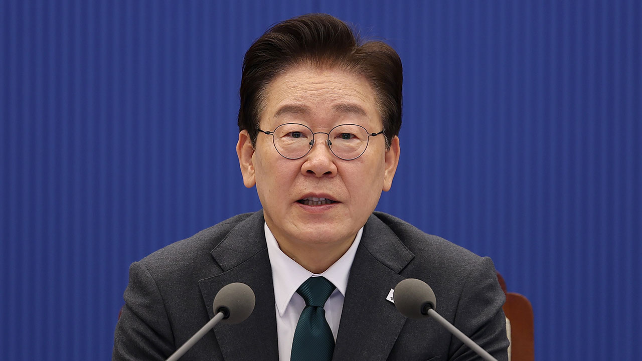 이 대통령 "매점매석 망하는 길‥신고 포상제 있는데 안 들킬 수 있나"