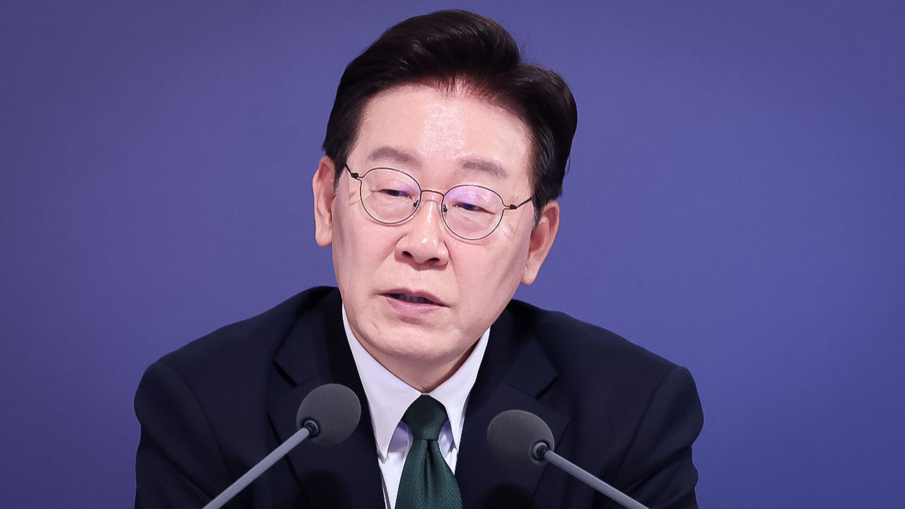 이 대통령 "조선 산업 생태계 구축돼 성장의 과실 골고루 나눠야"