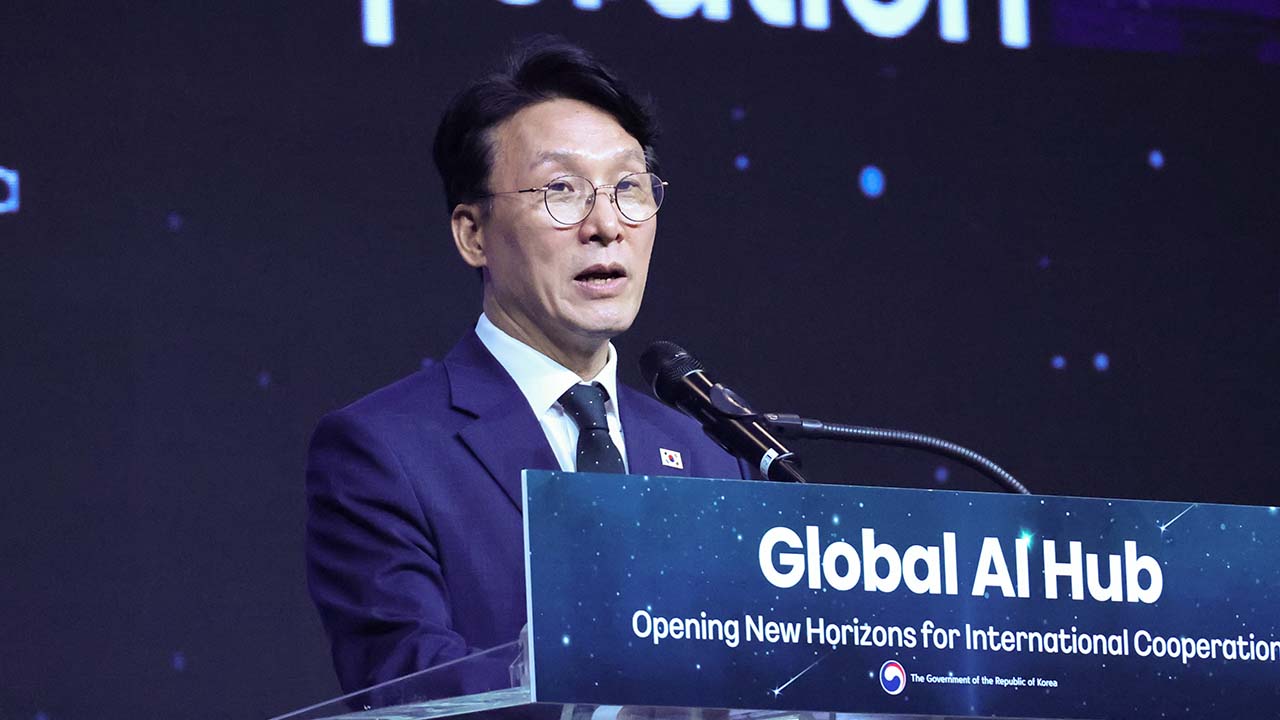 https://image.imnews.imbc.com/news/2026/politics/article/__icsFiles/afieldfile/2026/05/22/chhh_20260522_13.jpg