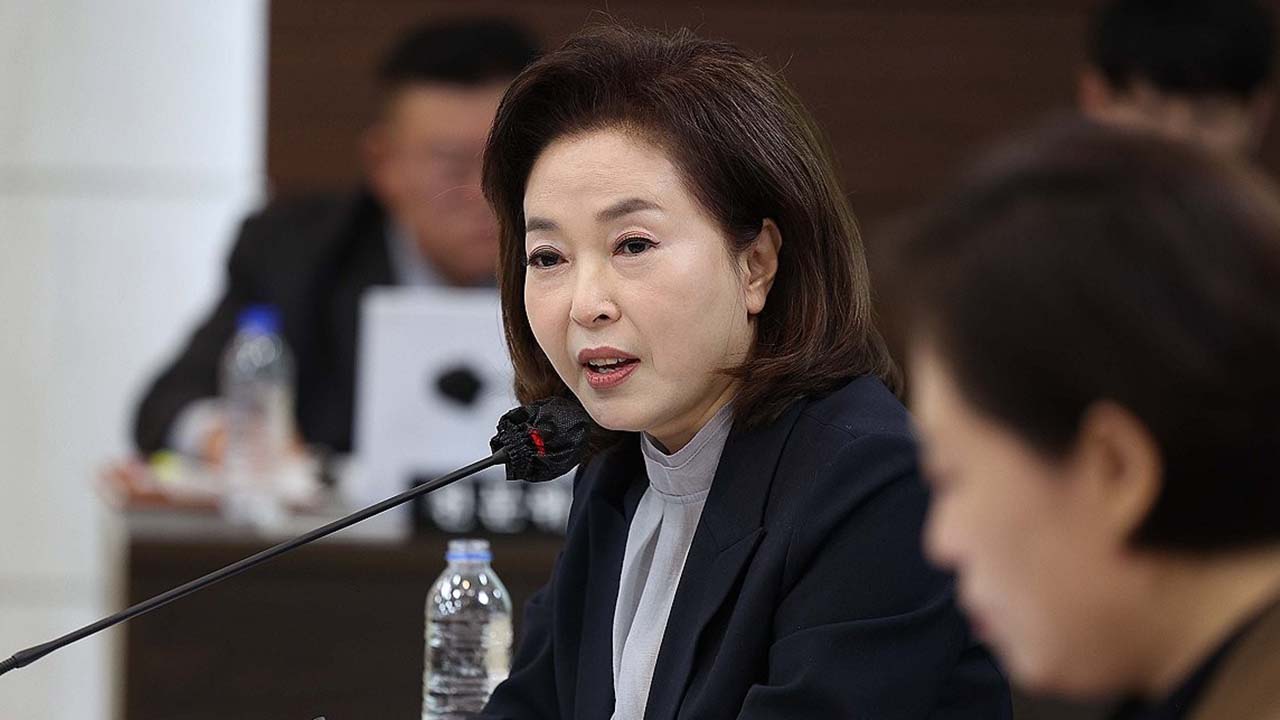 김민전, 스타벅스 '5·18 논란'에 "탱크는 액체 담는 용기‥물탱크 있는 집 다 수사하나"