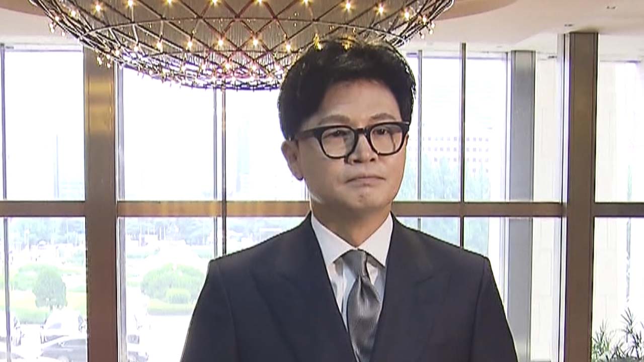 한동훈 "장동혁, 자기 연명 위해 부정선거 음모론 올라타" 