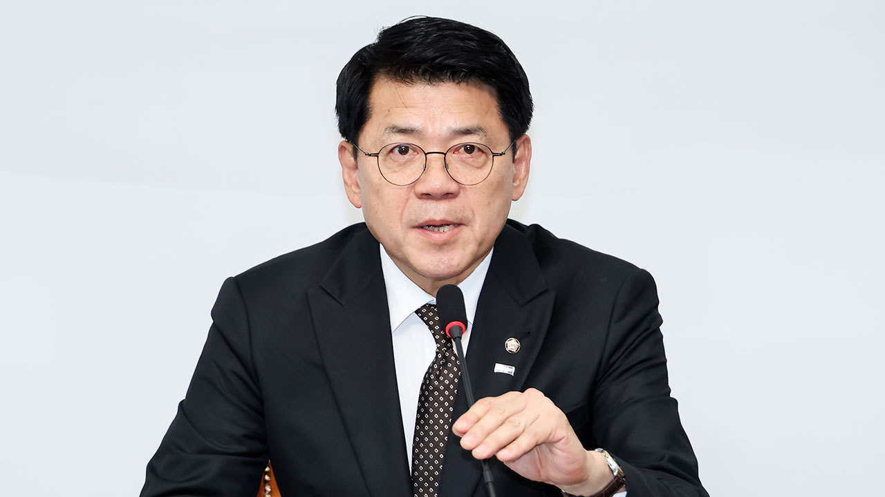 조국혁신당 새 원내대표에 김준형 의원‥만장일치 당선