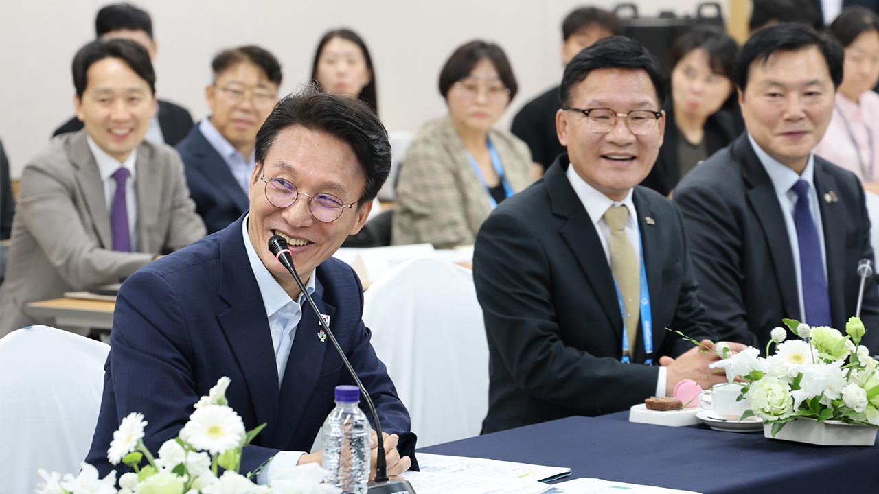 김민석 총리 "해상풍력은 국가전략사업‥여수는 핵심 거점"