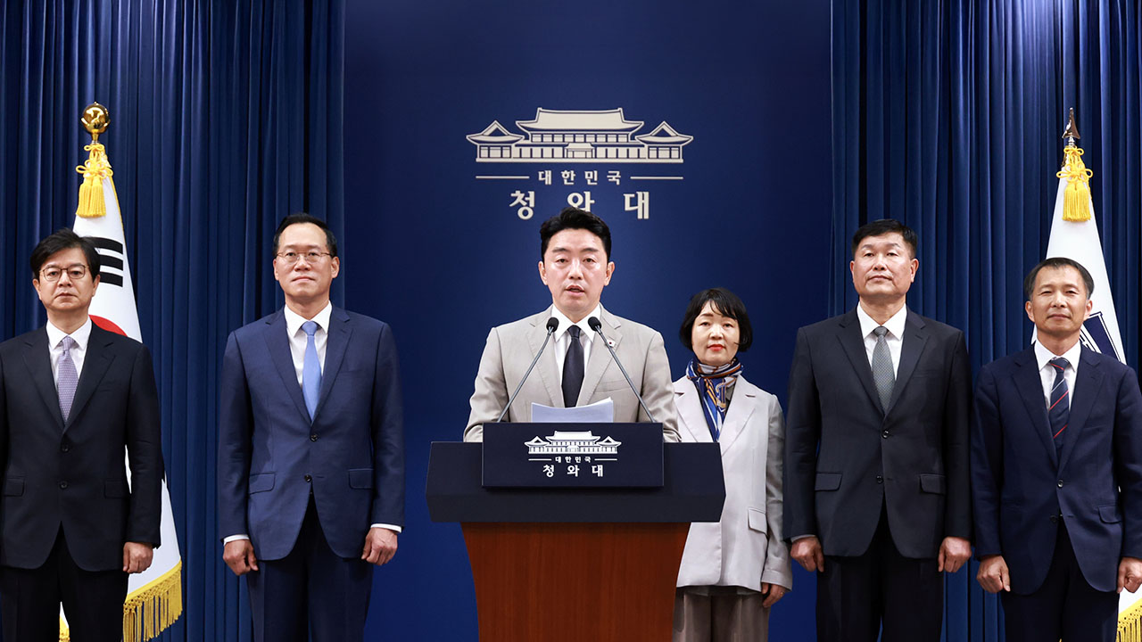[속보] 이 대통령, 신임 홍보수석 성기홍·민정수석 한찬식·사회수석 김경자 임명
