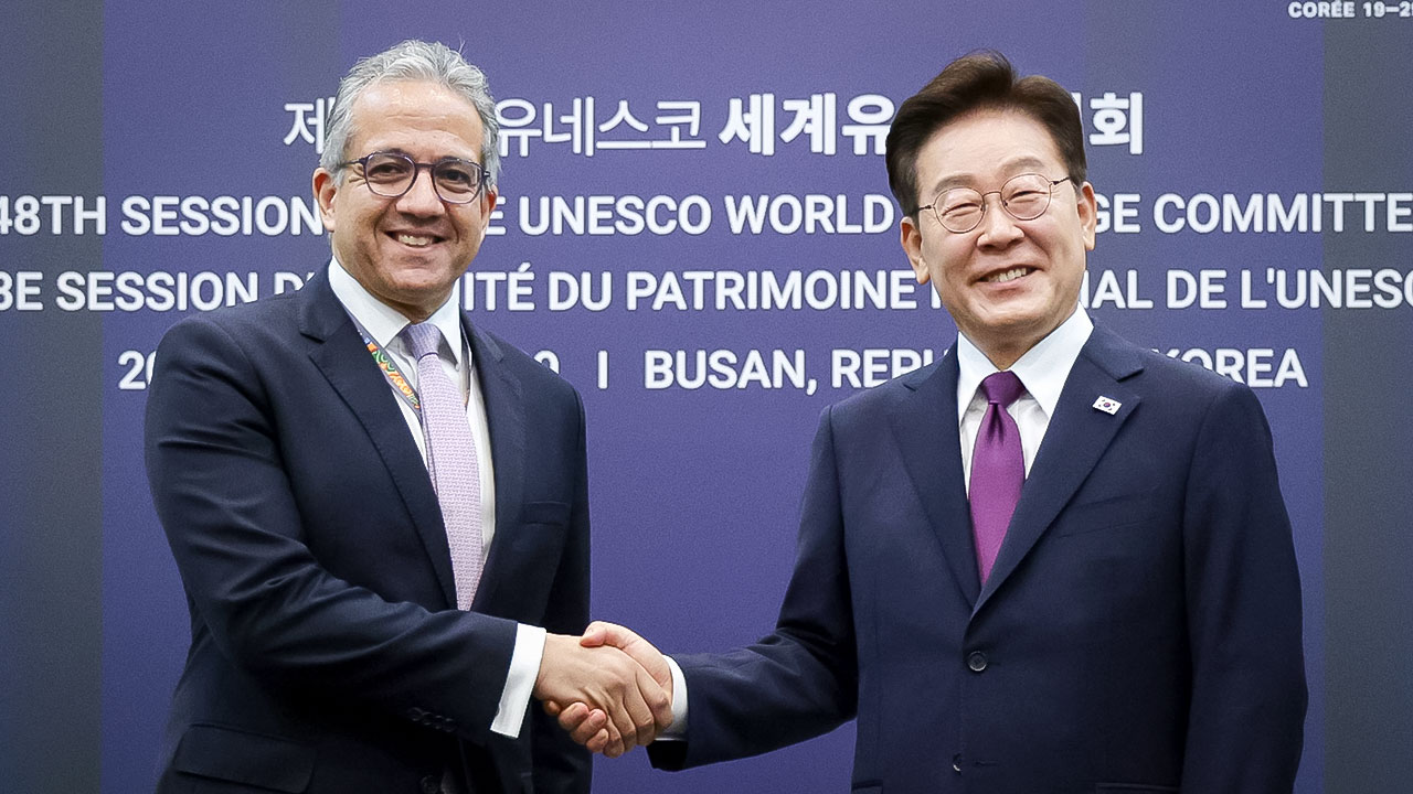 President Lee Jae-myung Meets with UNESCO Director-General to Discuss Korea's Development and Cooperation