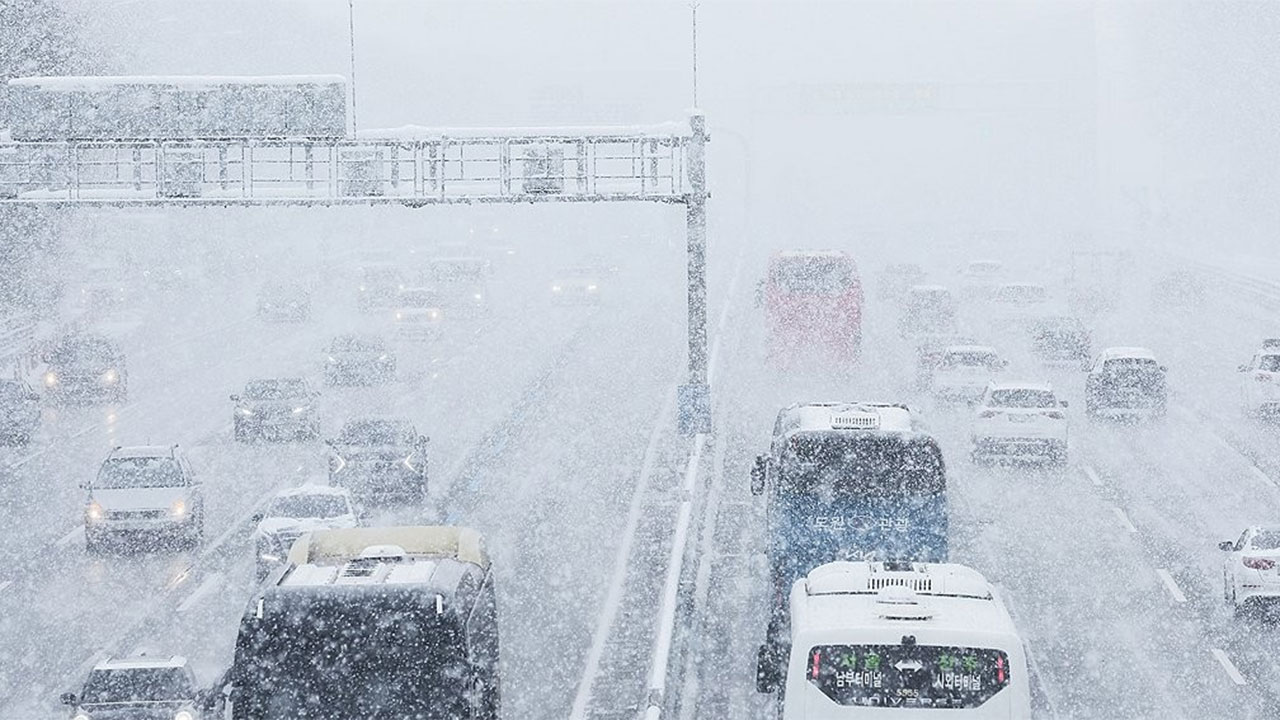 전국 대설특보 확대에 위기경보 '주의'로 상향‥중대본 1단계 가동