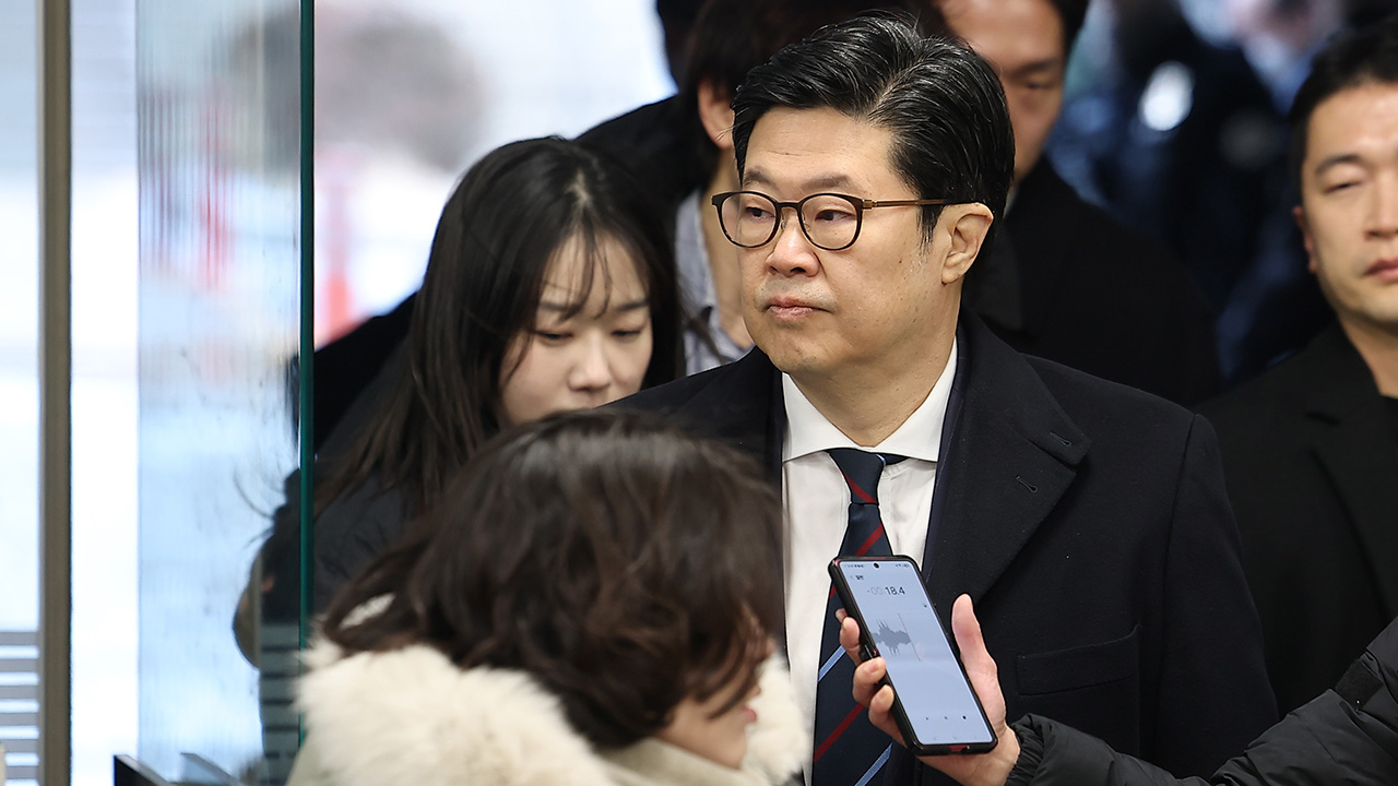 '홈플러스 사태' MBK 김병주 회장 등 4명 오늘 구속심사