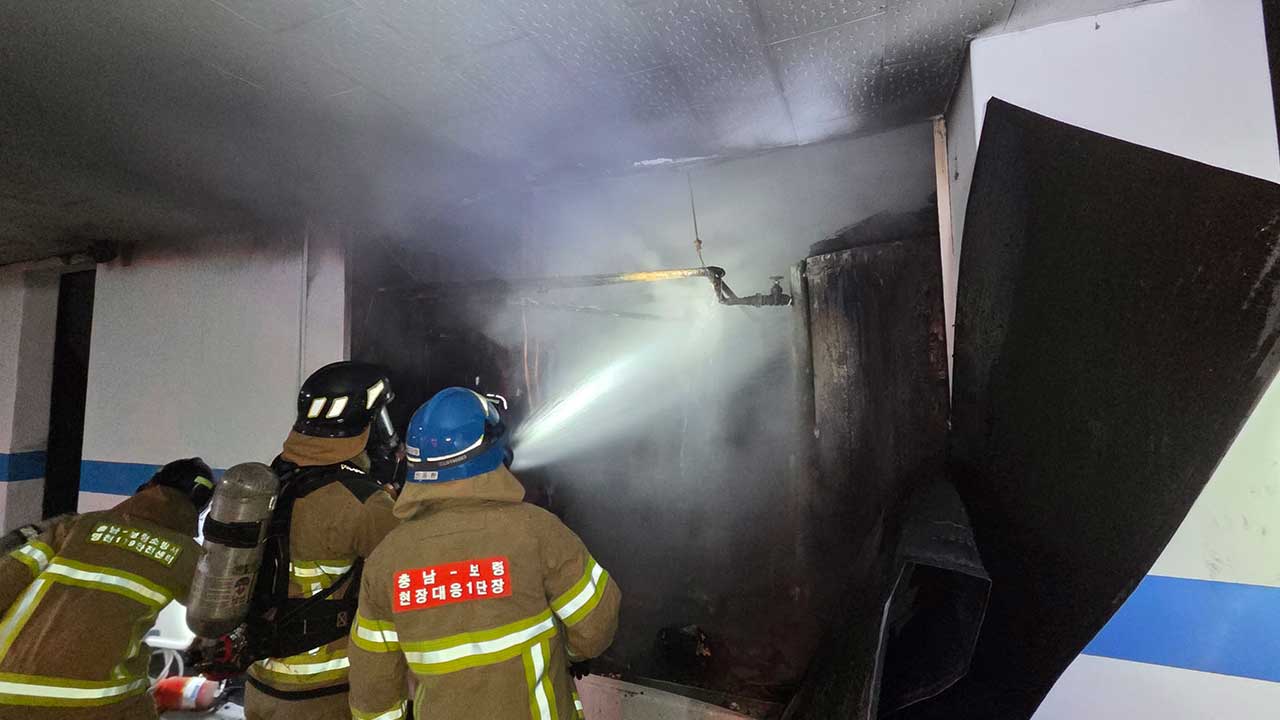 충남 보령 숙박업소 화재로 투숙객 24명 대피