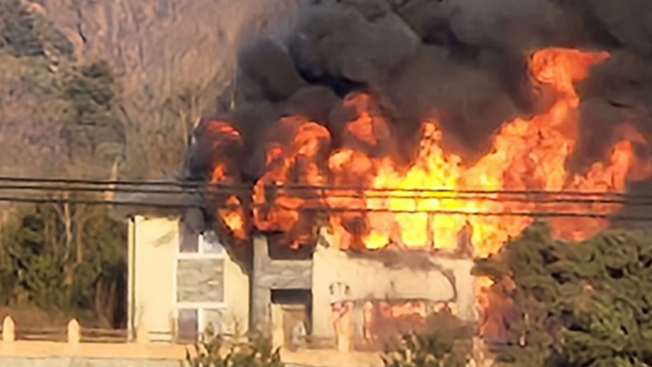 경기 동두천 단독주택 화재‥인명피해 없어