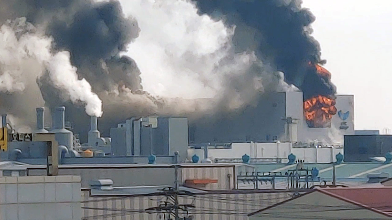 경기 시흥시 SPC삼립 시화공장 불‥3명 연기 흡입