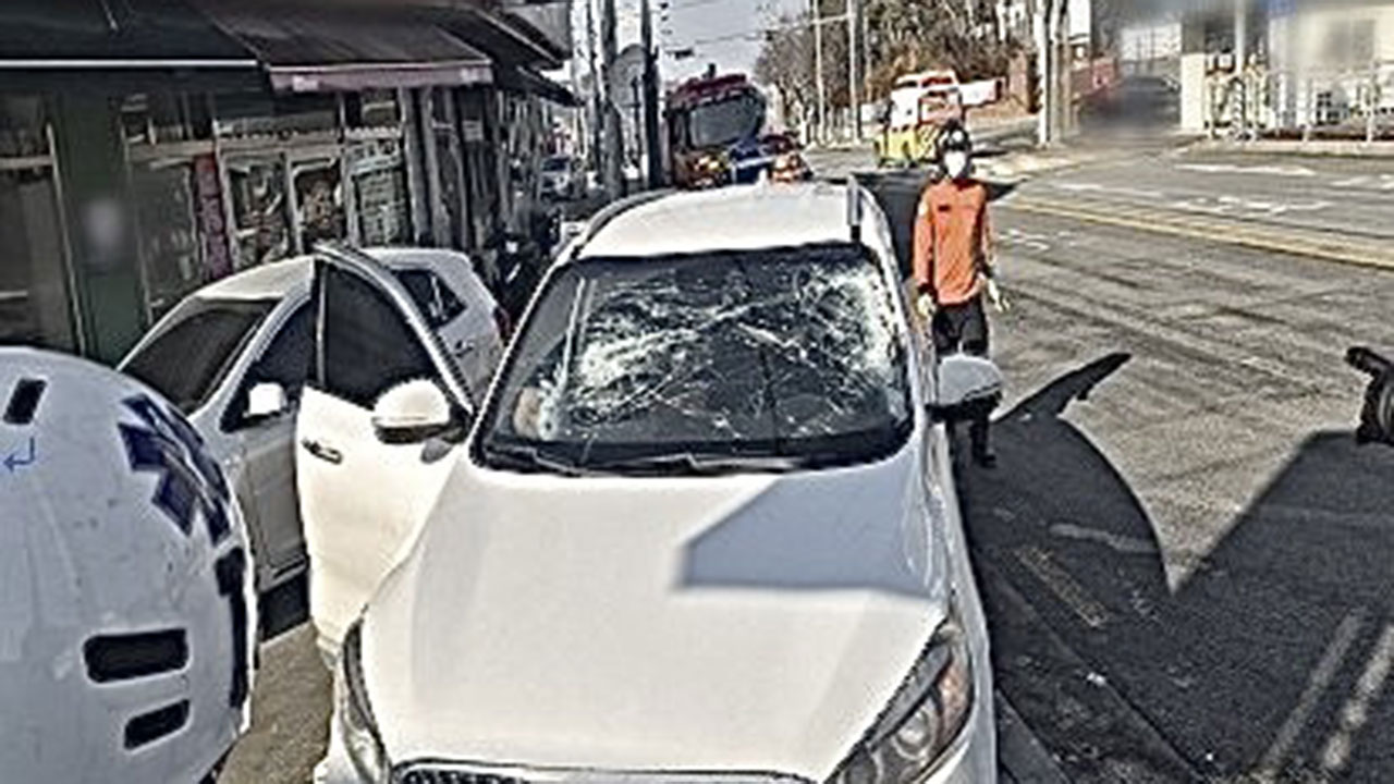 '조수석 날벼락 사고' 운전자, 오늘 새벽 다른 교통사고로 사망 