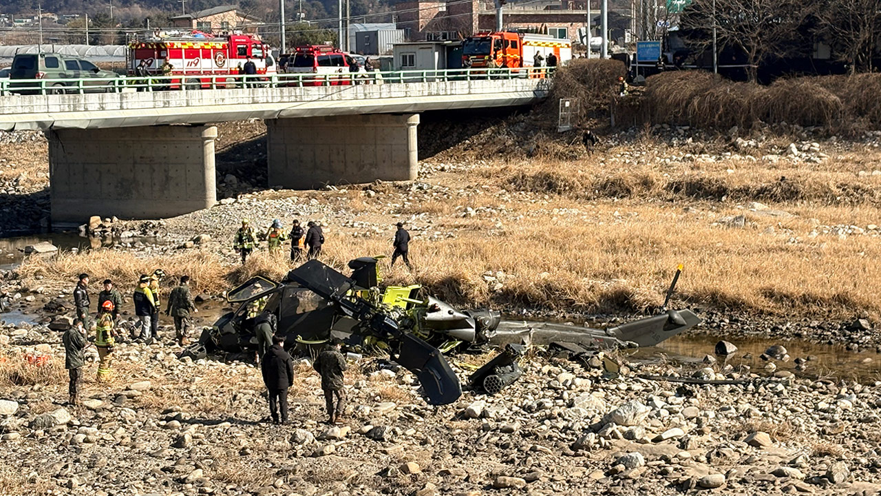 경기 가평군 조종면 군헬기 추락‥탑승자 2명 심정지