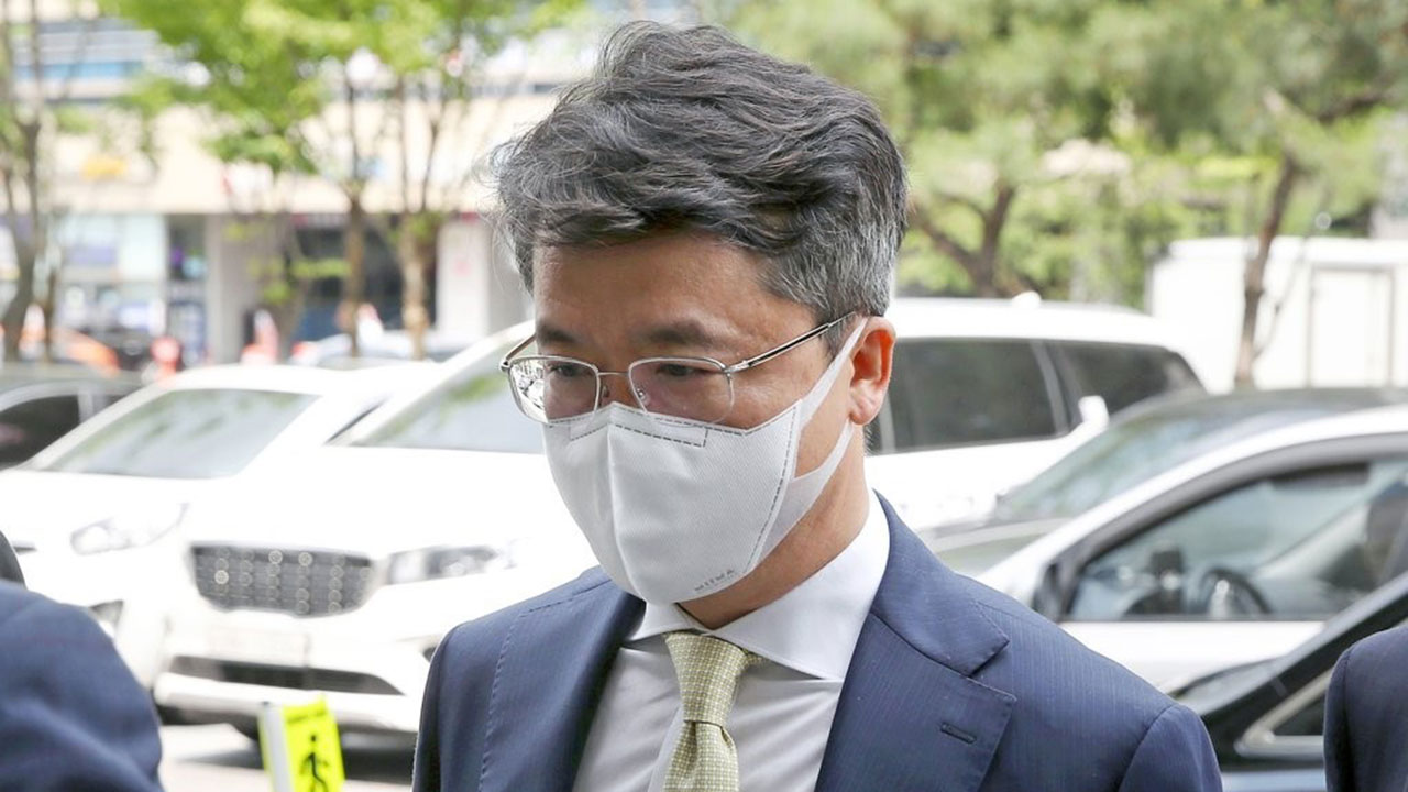 '60억대 횡령·배임' 박현종 전 bhc 회장 첫 재판서 혐의 부인‥"경영상 판단"