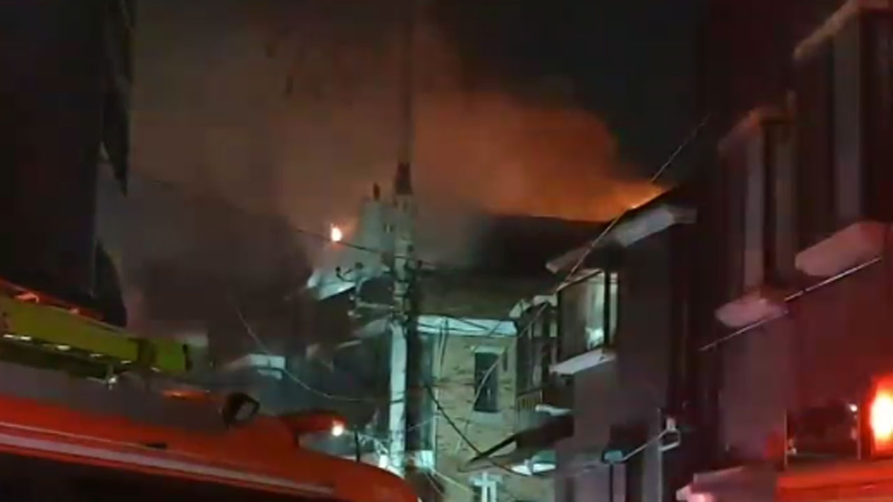 서울 은평구 다세대주택 옥탑방서 불‥주민 10여 명 긴급 대피