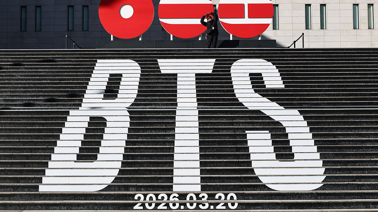 경찰, BTS 공연 앞두고 '매크로 등 부정 티켓 구매' 수사 착수