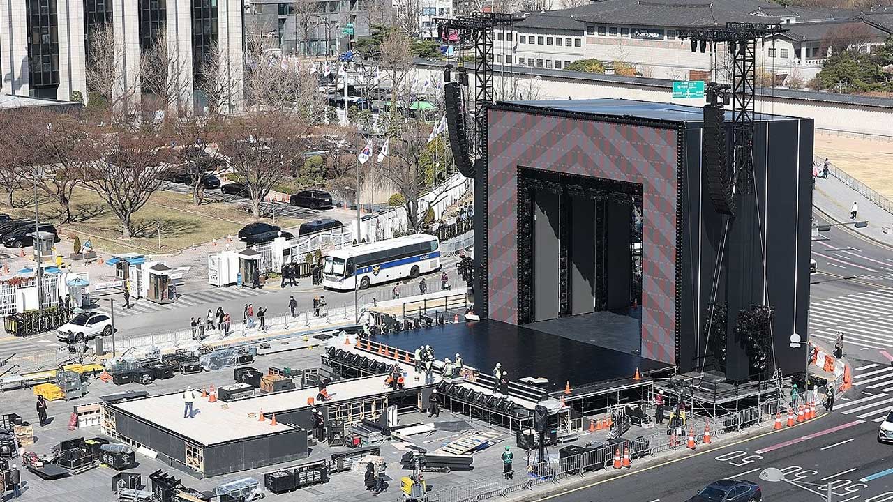 소방청, 토요일 BTS 공연에 '특별경계근무' 발령해 8백여 명 투입