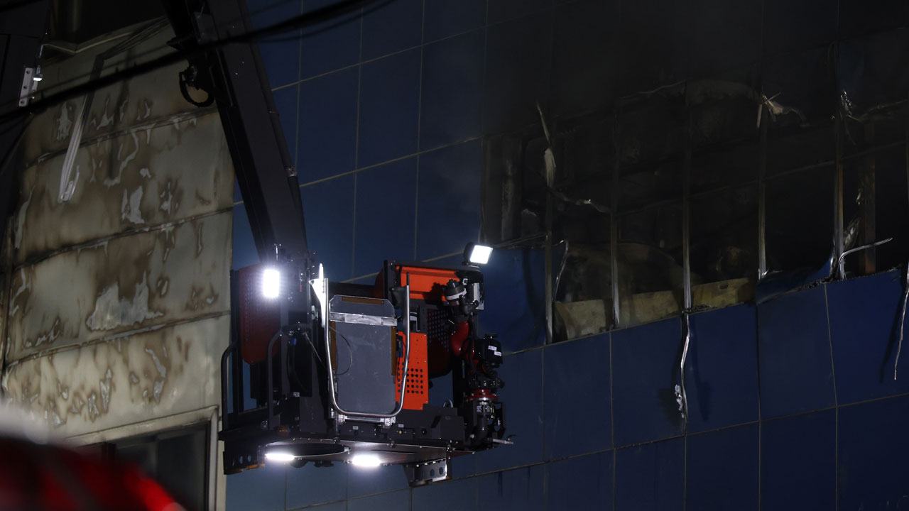 대전 화재 현장 구조자 1명 심정지 상태 발견‥첫 사망자 확인