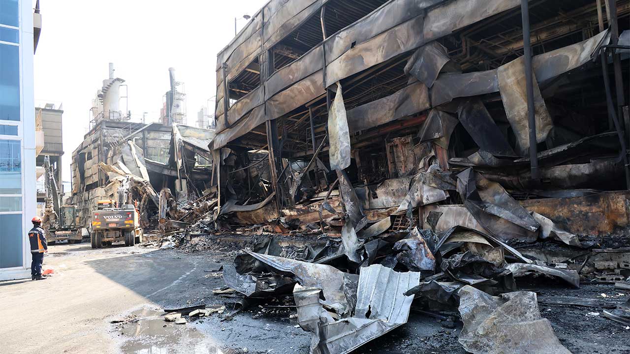 [속보] "대전 화재현장서 마지막 실종자 3명 발견해 수습 중"