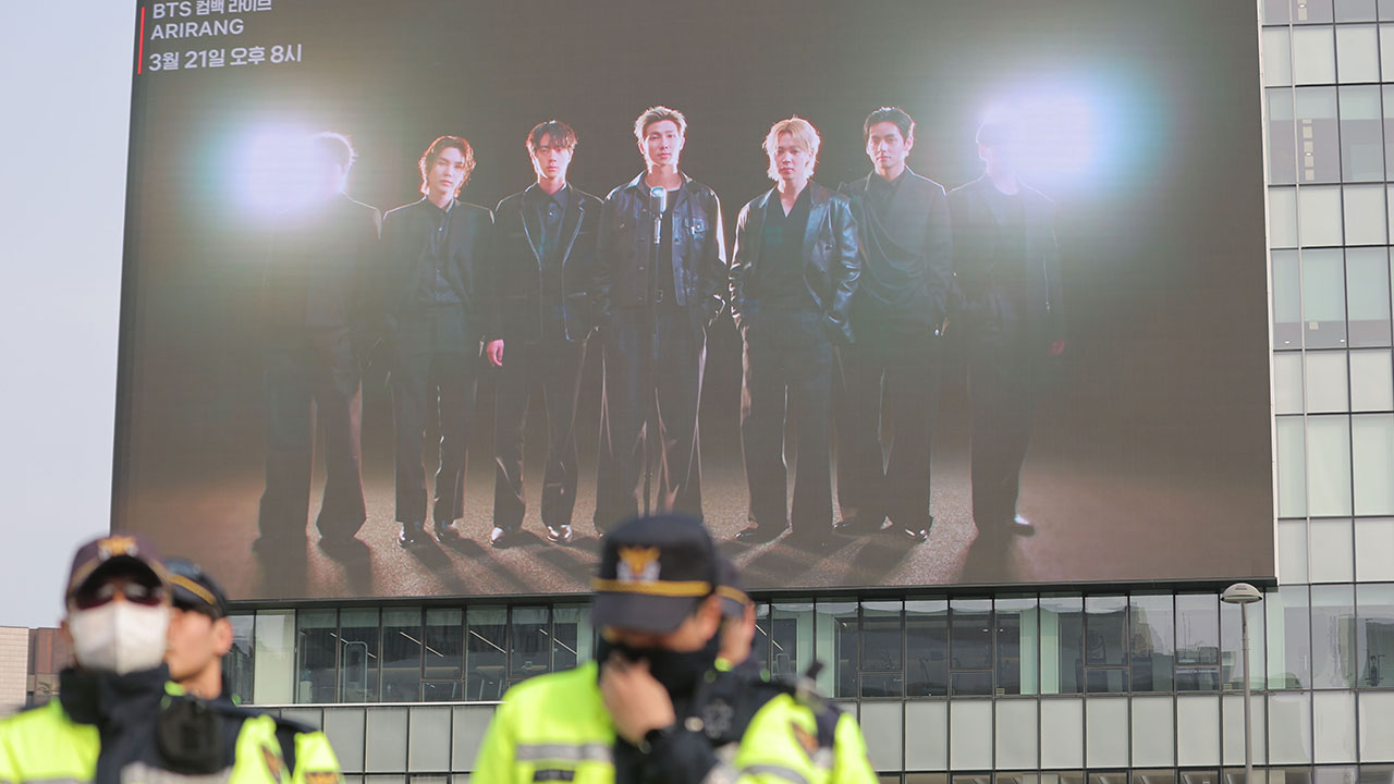 "BTS 공연에 휘발유 던지겠다"‥협박성 댓글 쓴 50대 구속 송치