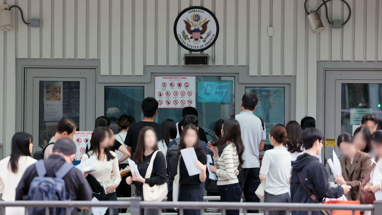 해외 대학서 공부하는 유학생 12만 명팬데믹 전 대비 반토막