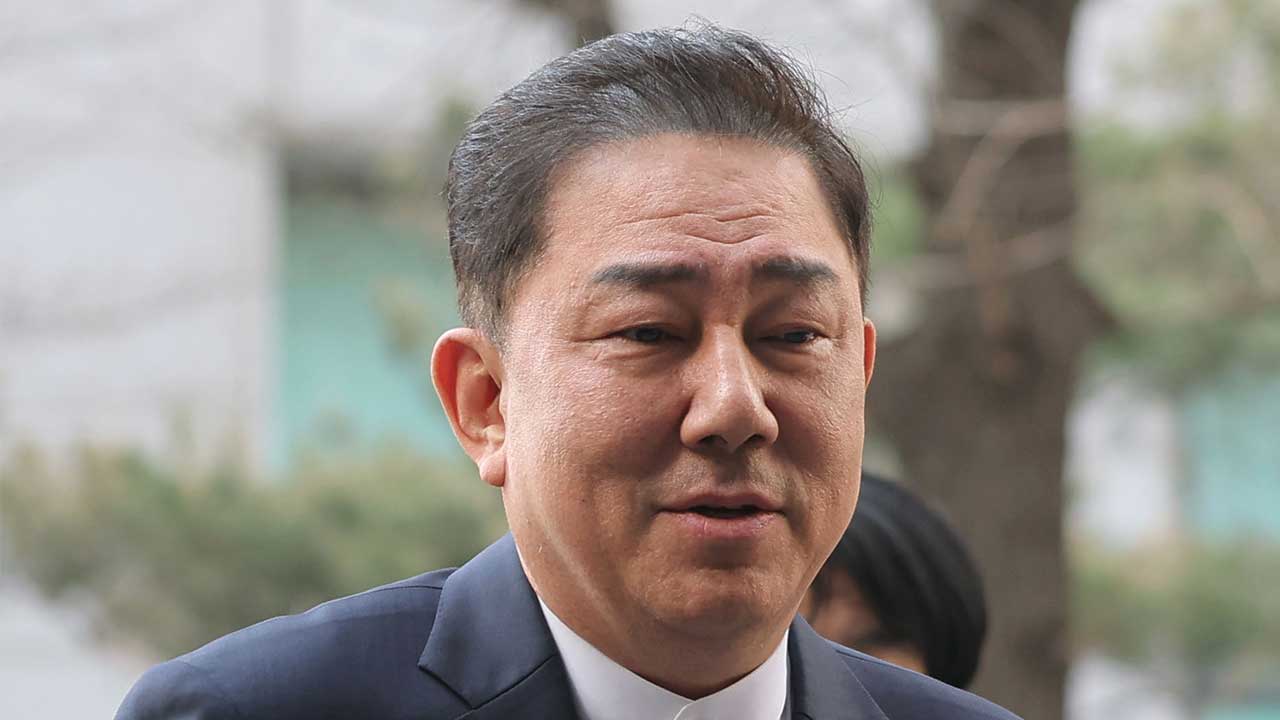 경찰 "김병기 13개 의혹 중 일부 사건 먼저 송치할 수도"