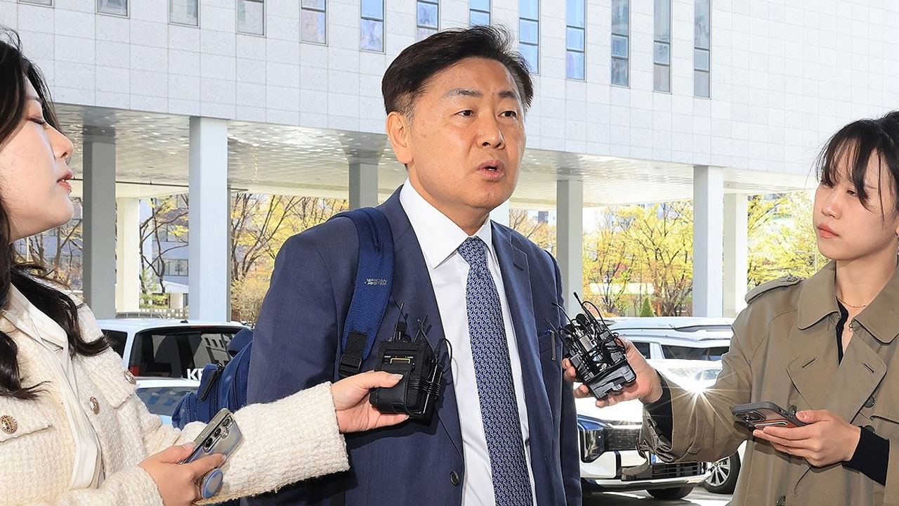 김관영 전북지사, 제명 정지 가처분 출석 "소명 기회 부족"