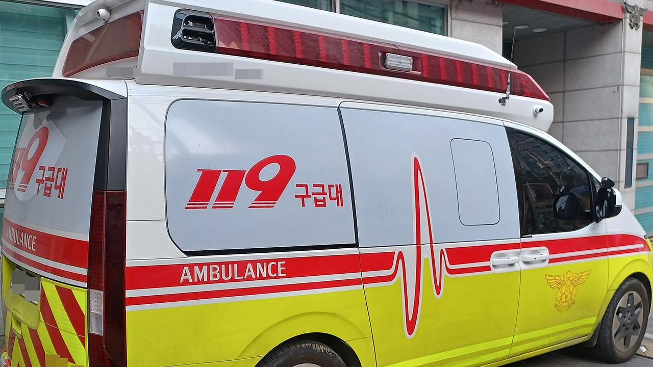 강원 원주서 SUV-오토바이 충돌‥30대 남성 1명 사망