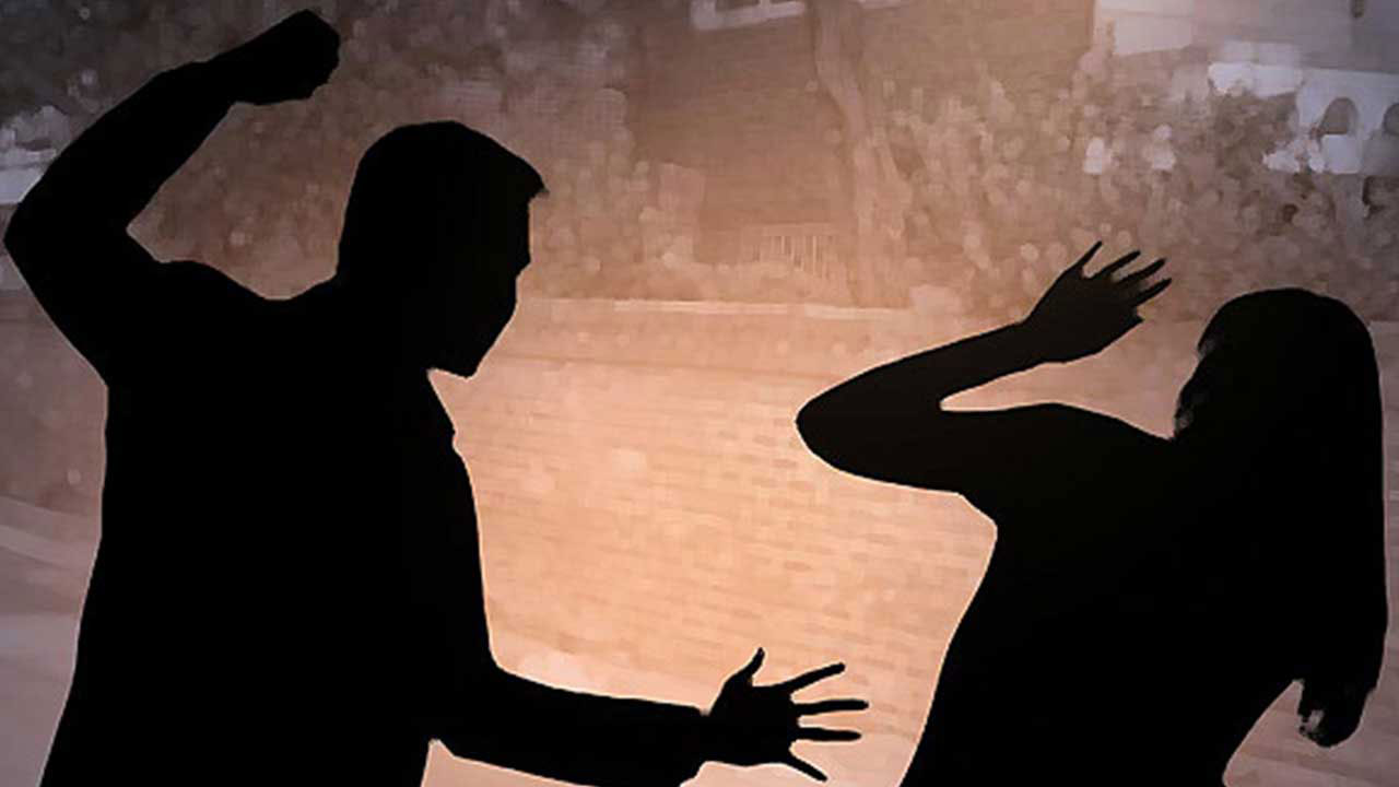 이별 요구한 여자친구 '흉기 협박' 30대 남성 영장