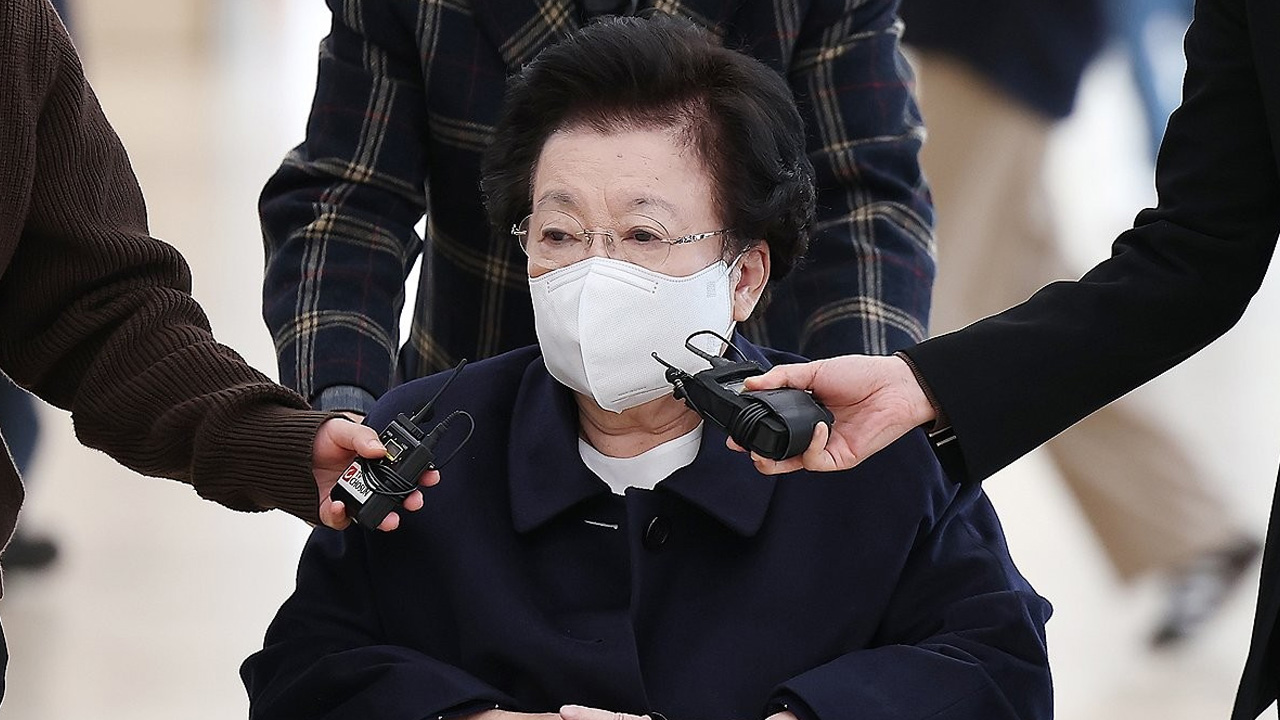 '금거북이 증거인멸' 혐의 이배용 전 국교위원장 징역 1년 구형‥6월 선고