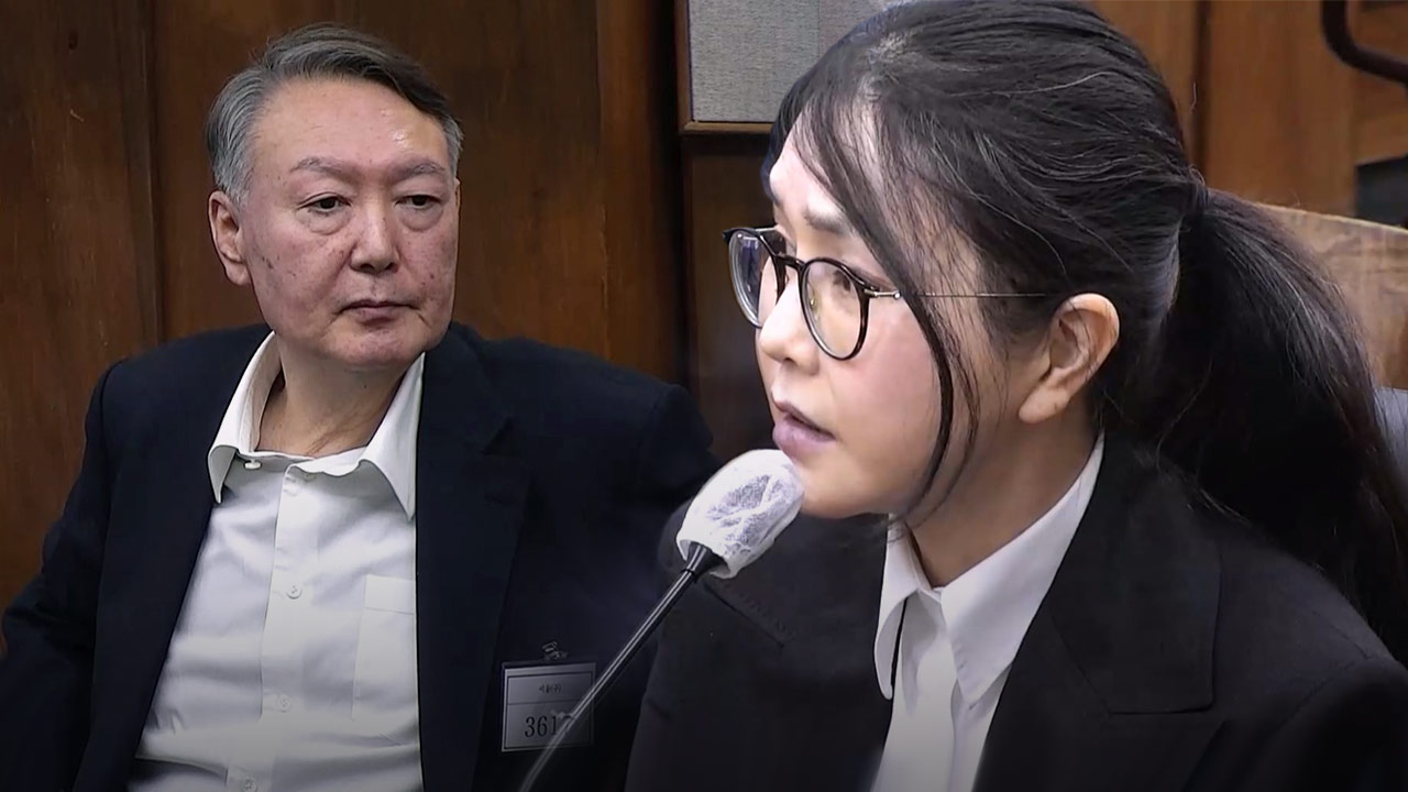 尹 부부 변호인 "김건희, 尹 대면 후 '정말 많이 울었다'"