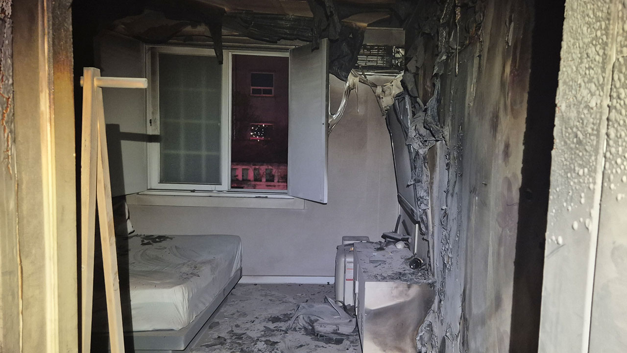 전주 덕진구 호텔 객실 화재로 4명 부상