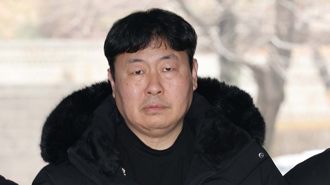 '해임교사 복직 시위' 고진수 세종호텔 노조지부장 다시 구속심사