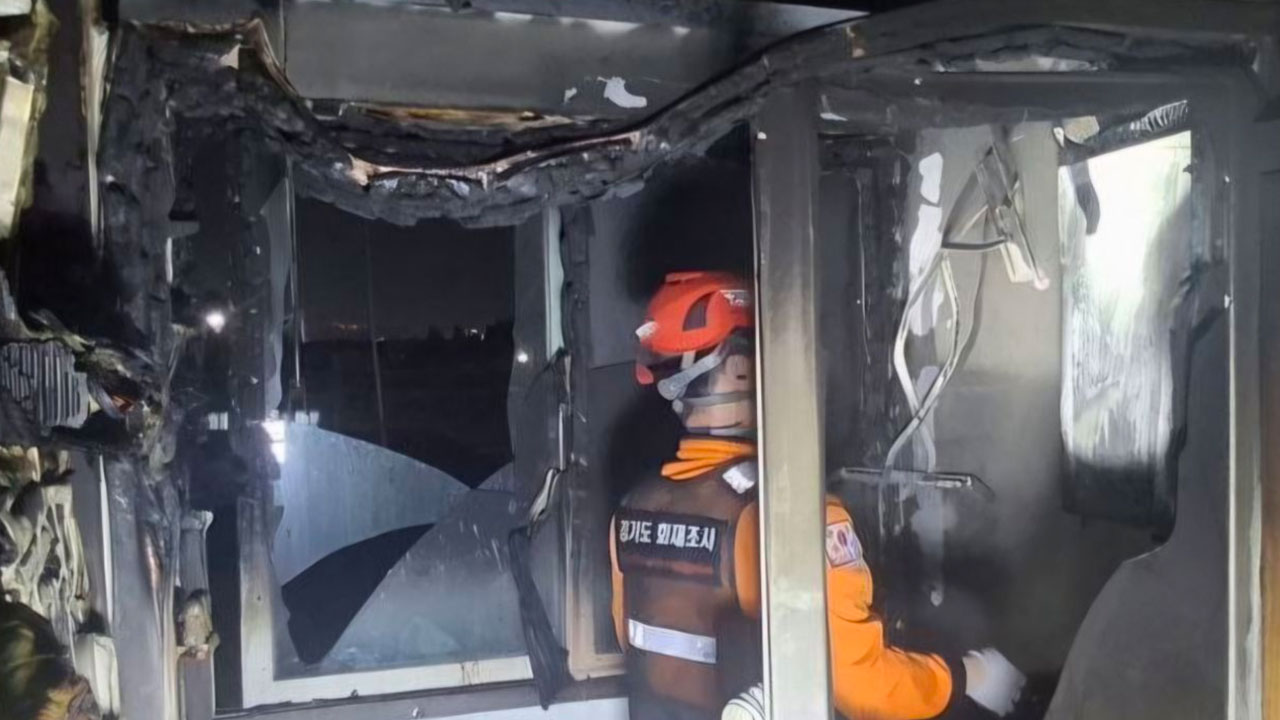 수원 장안구 다세대주택 5층서 불‥주민 11명 대피