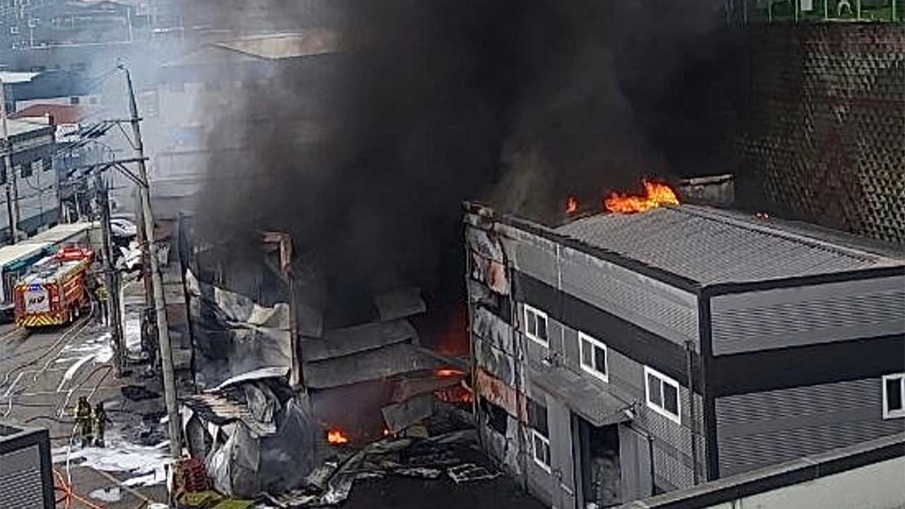 경기 화성 의약품 제조 공장 화재‥1명 부상