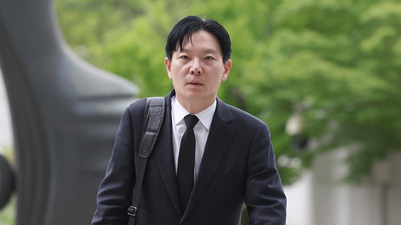 박상용 검사 대검 방문 "연어 술파티 사실 아냐, 소명 기회 달라"