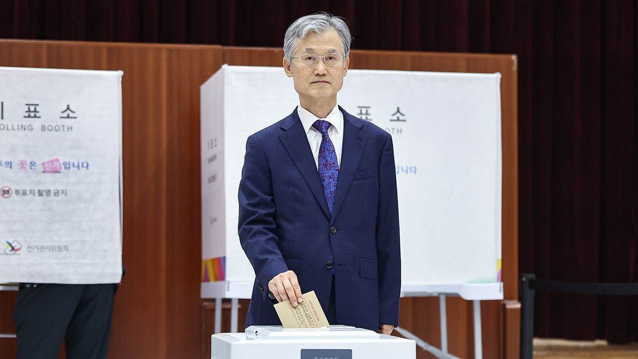 조희대 대법원장도 사전투표 완료! "민주주의 지키는 소중한 기회"