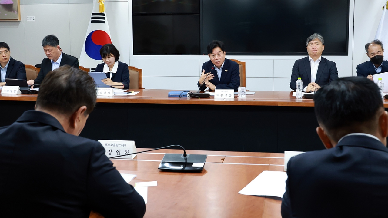 노동장관, 포스코그룹 회장 불러 중대재해 대책 마련 촉구